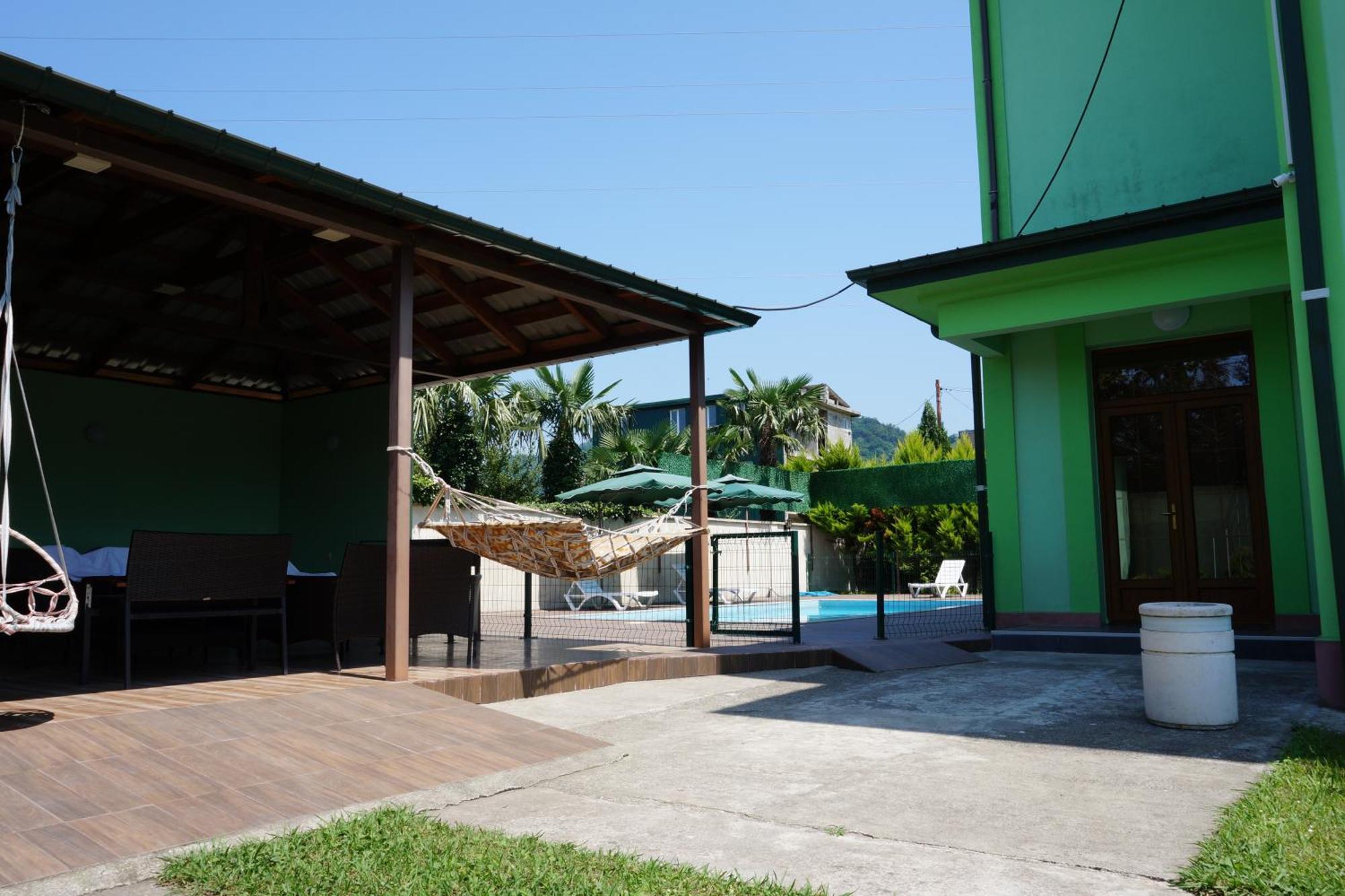 Villa Qero Batumi Exterior photo